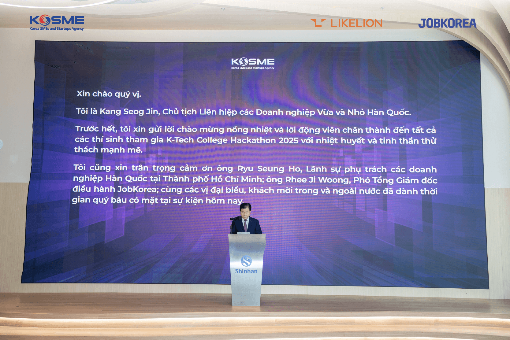Chủ tịch Liên hiệp các Doanh nghiệp Vừa và Nhỏ Hàn Quốc (KOSME) phát biểu